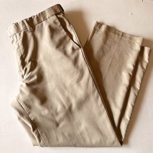 Haggar Men’s Straight Fit Khaki Dress Pants 36 x 32